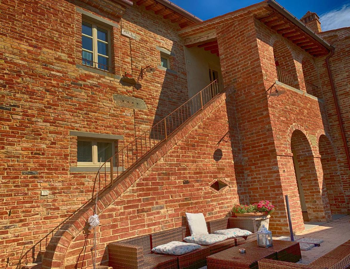 Casale Cardini Guest House Foiano Della Chiana Eksteriør bilde