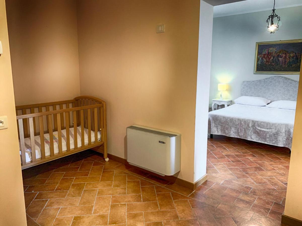 Casale Cardini Guest House Foiano Della Chiana Eksteriør bilde