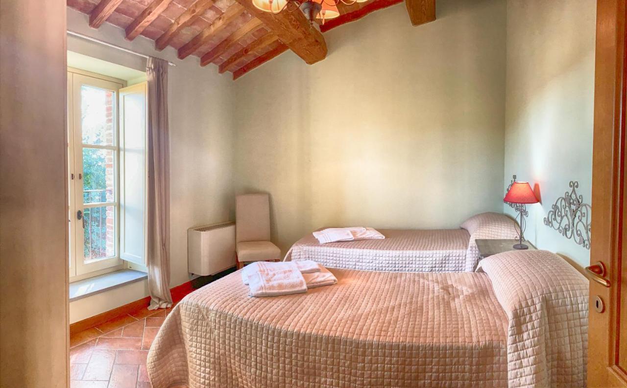 Casale Cardini Guest House Foiano Della Chiana Eksteriør bilde