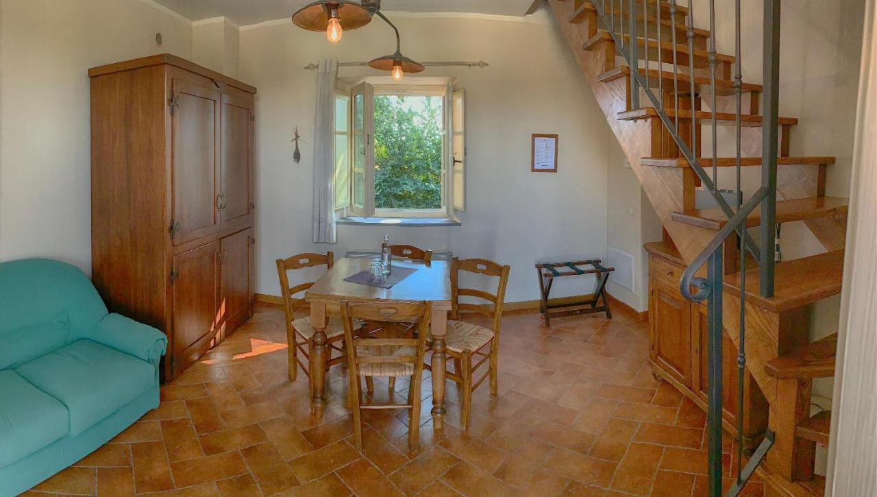 Casale Cardini Guest House Foiano Della Chiana Eksteriør bilde